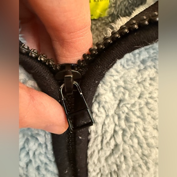 Playing for Keeps Blue Sherpa Fleece Pullover Quarter Zip size Small - Picture 5 of 11